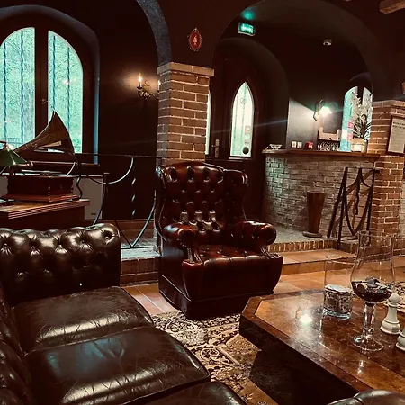 酒店 Le Chateau Du Landsberg 2*