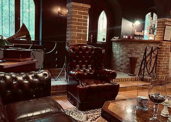 Hotel Le Chateau Du Landsberg 2*