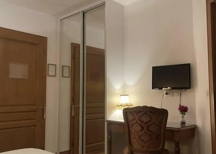 מלון Le Chateau Du Landsberg 2*